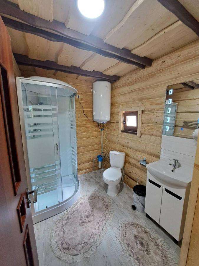 під лісом Apartment *